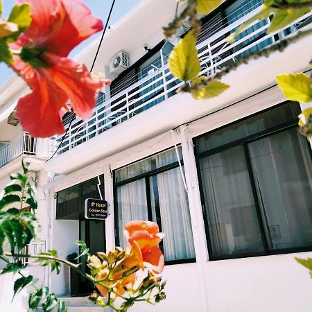 ホテルGolden Star Agia Marina  エクステリア 写真
