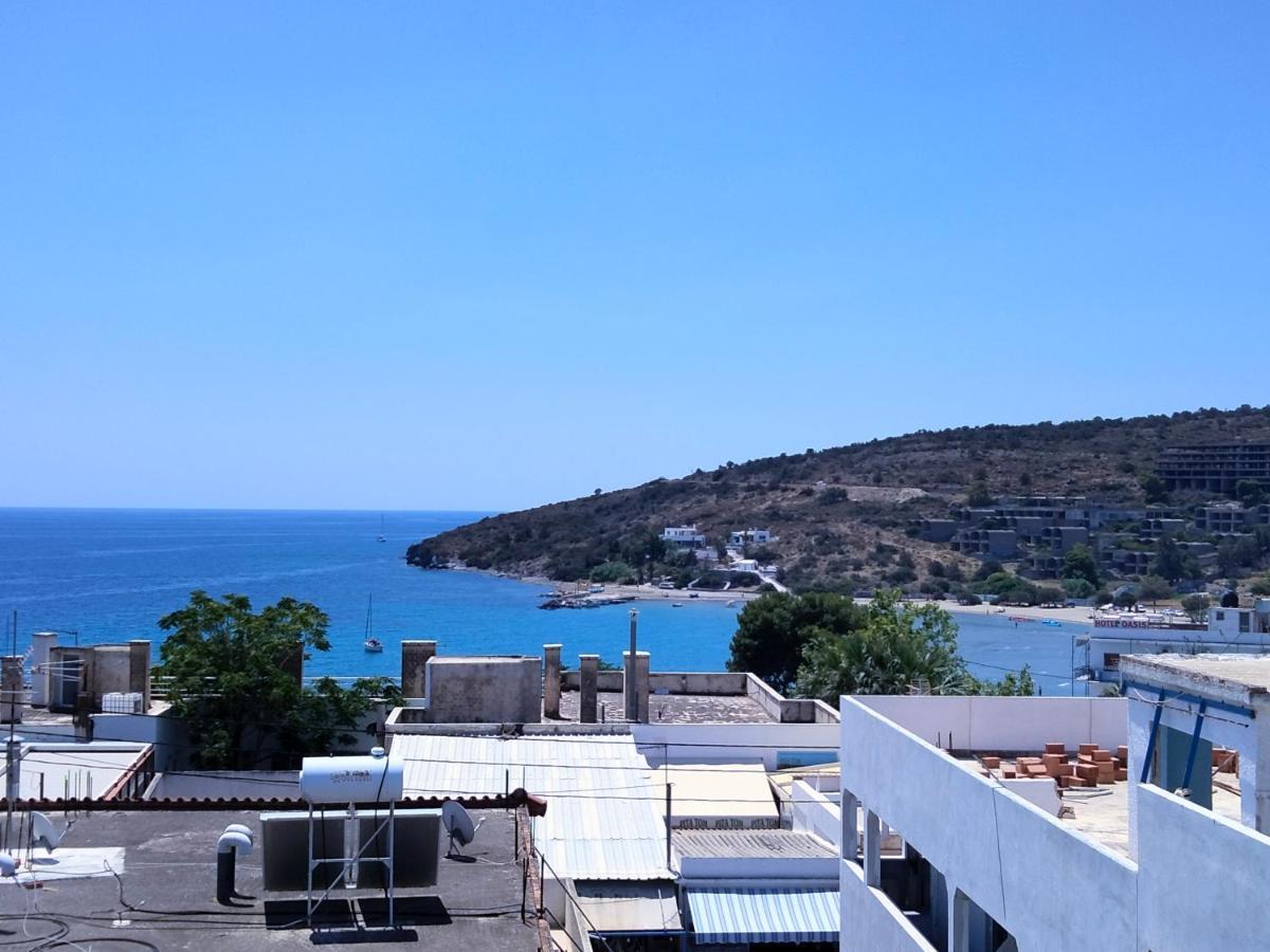 ホテルGolden Star Agia Marina  エクステリア 写真